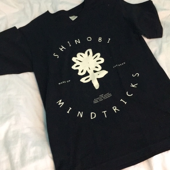 Tops - Tshirt shinibi mindtricks